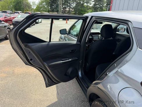 Used 2024 Nissan Kicks S FWD image 10
