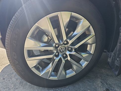 Used 2025 Toyota RAV4 XLE Premium FWD image 3