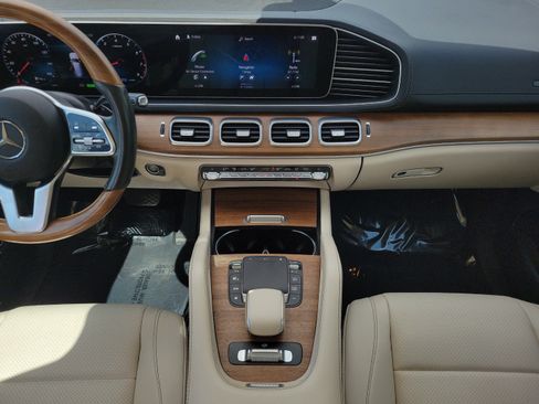 Used 2022 Mercedes-Benz GLS 450 4MATIC image 14