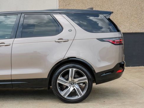 Used 2021 Land Rover Discovery HSE R-Dynamic AWD/4WD image 13