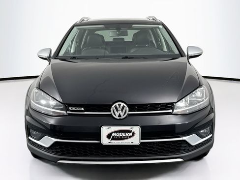 Used 2019 Volkswagen Golf Alltrack S AWD/4WD image 4