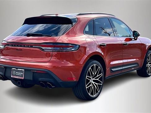 Used 2024 Porsche Macan image 5