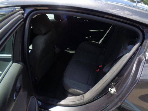 Used 2017 Chevrolet Cruze LT w/ Convenience Package image 13