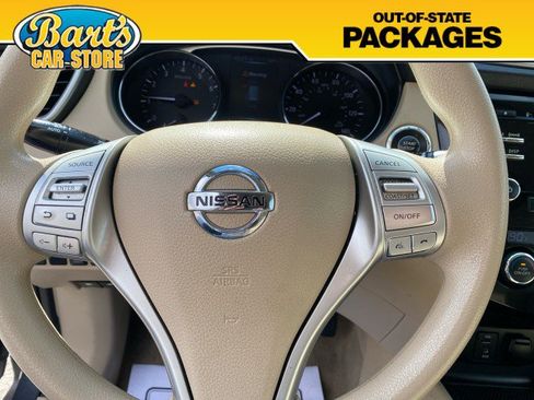 Used 2014 Nissan Rogue SV image 29