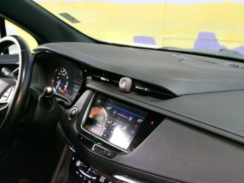 Used 2021 Cadillac XT5 Premium Luxury AWD/4WD image 10