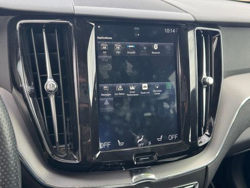 Used 2018 Volvo XC60 T6 R-Design image 15