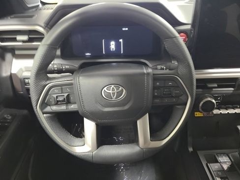Used 2024 Toyota Tacoma TRD Off-Road w/ TRD Off Road Premium Package AWD/4WD image 25