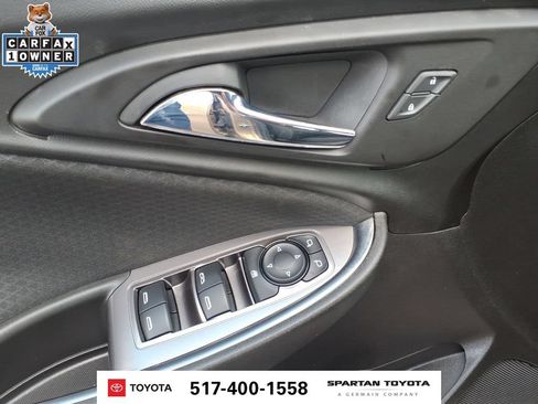 Used 2018 Chevrolet Malibu LT FWD image 16