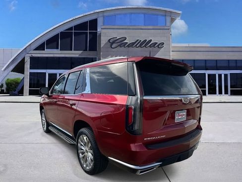 Used 2023 Cadillac Escalade Premium Luxury image 6