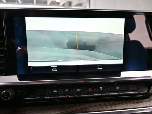 Used 2023 Chevrolet Silverado 1500 RST w/ Redline Edition image 21