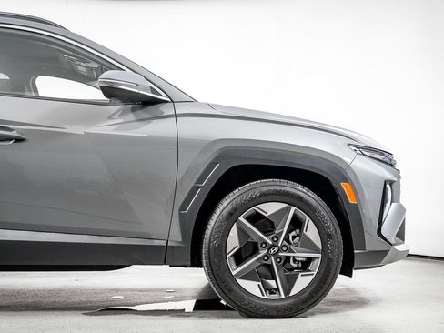 Certified 2025 Hyundai Tucson SEL FWD image 4