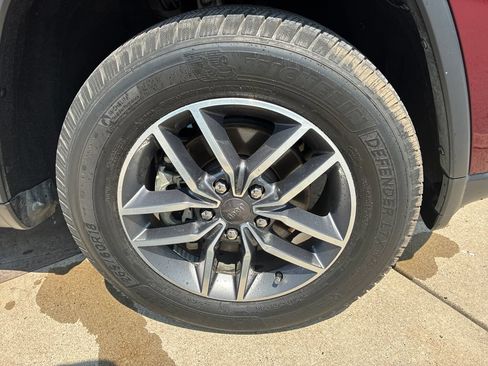 Used 2019 Jeep Grand Cherokee Limited w/ Luxury Group II AWD/4WD image 15