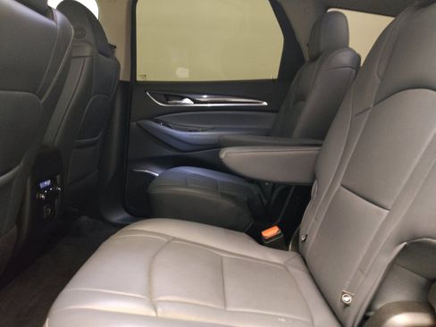 Used 2021 Buick Enclave Essence w/ Trailering Package, 5000 lbs. FWD image 18