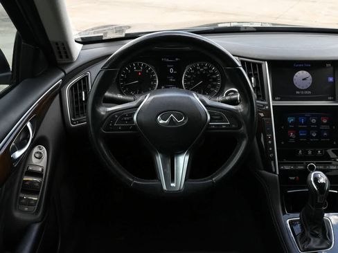Used 2018 INFINITI Q50 Luxe AWD/4WD image 9