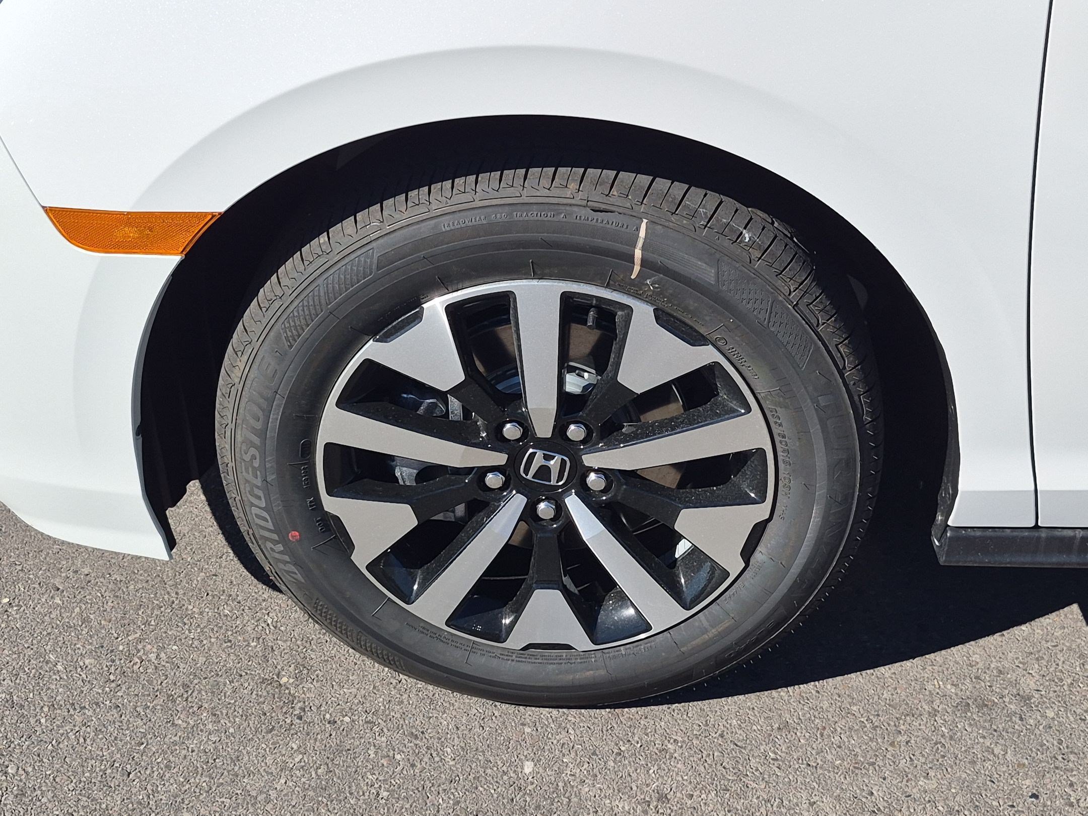 New 2027 Honda Odyssey EX-L image 16
