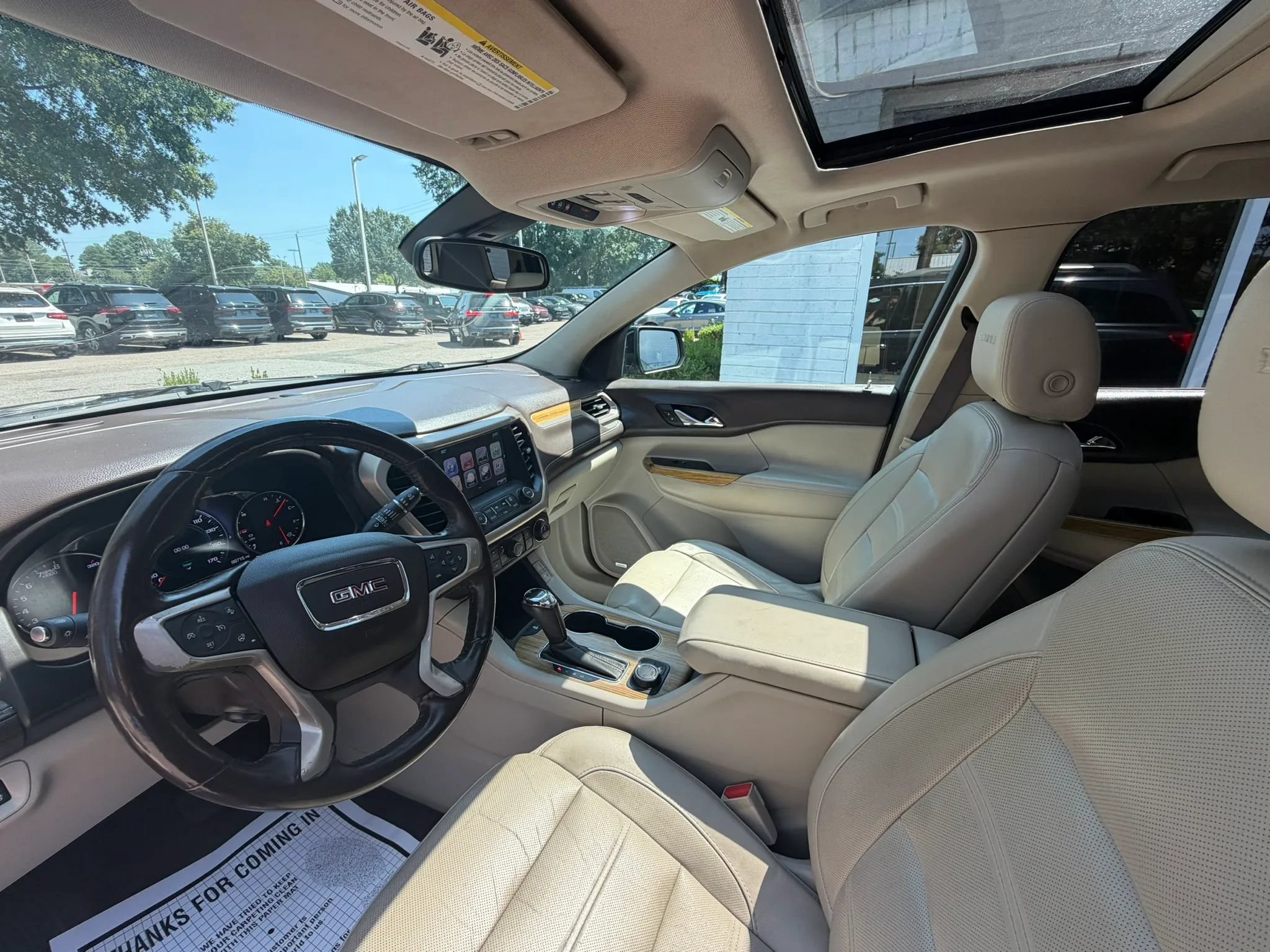 Used 2018 GMC Acadia Denali AWD/4WD image 25