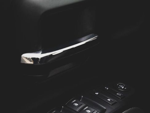 Used 2018 Chevrolet Silverado 1500 LT w/ All Star Edition image 15