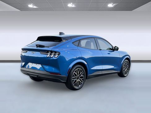 Certified 2025 Ford Mustang Mach-E Premium RWD image 9