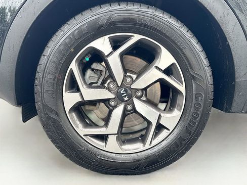 Used 2020 Kia Sportage LX AWD/4WD image 29