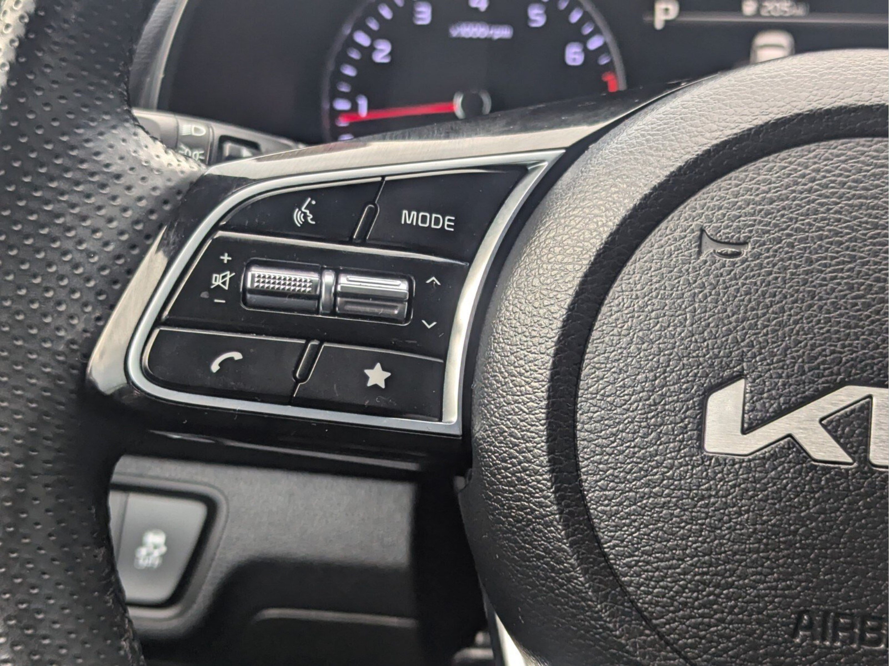 Certified 2023 Kia Forte GT-Line w/ GT-Line Technology Package FWD image 18
