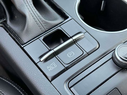 Used 2023 Kia K5 GT-Line image 17