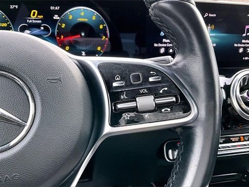 Certified 2023 Mercedes-Benz GLA 250 4MATIC image 15