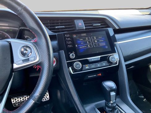 Used 2020 Honda Civic Sport image 6