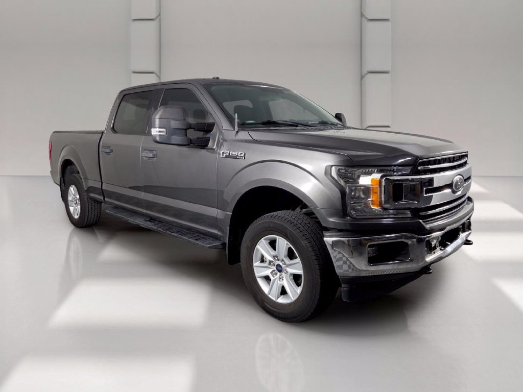 Used 2018 Ford F150 XLT w/ Heavy-Duty Payload Package AWD/4WD image 2