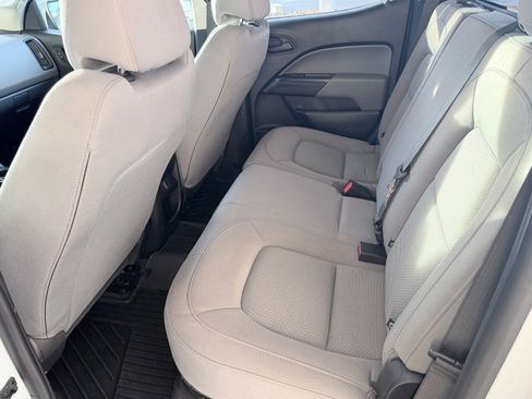 Used 2019 Chevrolet Colorado W/T image 18