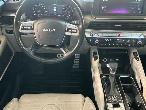 Used 2022 Kia Telluride SX w/ SX Prestige Package AWD/4WD image 15