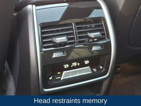 Used 2022 BMW X5 xDrive40i w/ Premium Package image 13