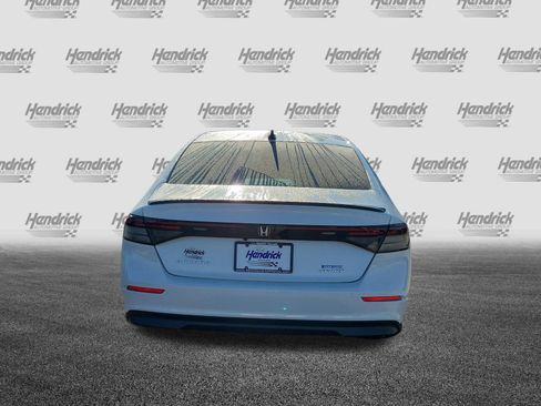 Used 2024 Honda Accord Sport image 6