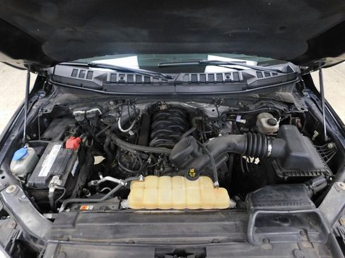 Used 2015 Ford F150 XLT w/ Trailer Tow Package image 17