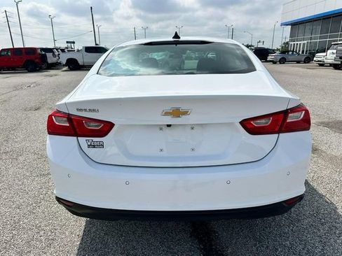 Used 2024 Chevrolet Malibu LS FWD image 4