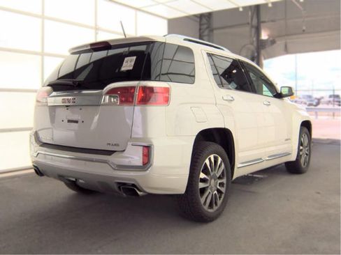Used 2017 GMC Terrain Denali AWD/4WD image 4