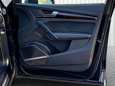 Used 2018 Audi Q5 2.0T Premium Plus w/ Premium Plus Package image 28