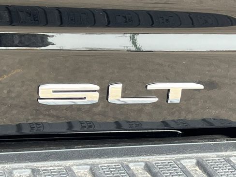 New 2026 GMC Sierra 2500 SLT w/ SLT Premium Package AWD/4WD image 15