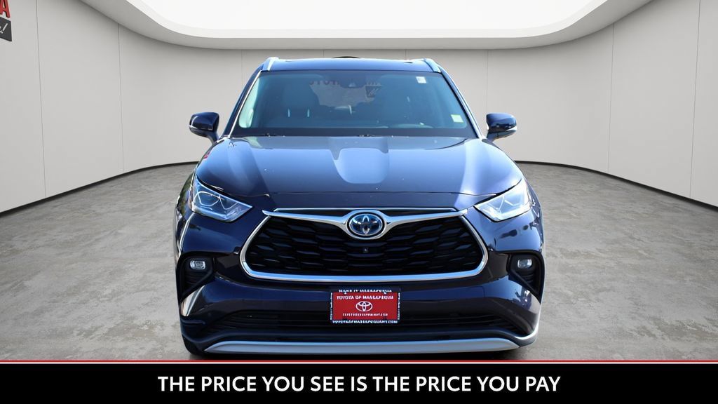 Certified 2020 Toyota Highlander Platinum AWD/4WD image 8