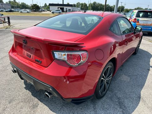 Used 2013 Scion FR-S RWD image 25
