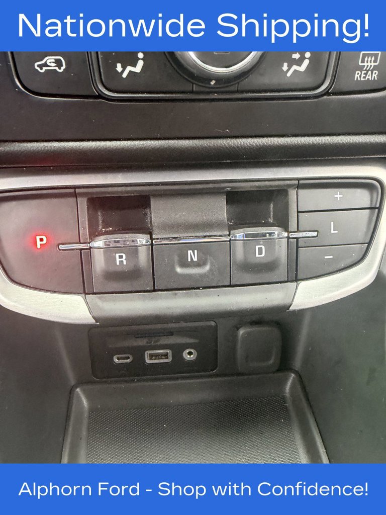 Used 2024 GMC Terrain SLT AWD/4WD image 29