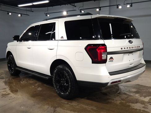 Used 2024 Ford Expedition Timberline AWD/4WD image 5