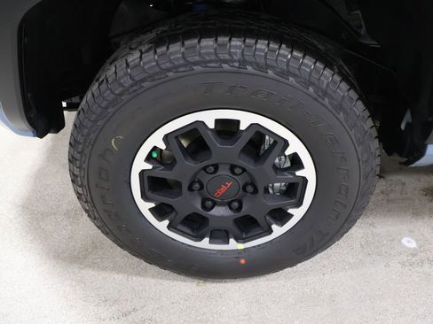 New 2026 Toyota Tacoma TRD Off-Road w/ TRD Off Road Upgrade Package AWD/4WD image 7