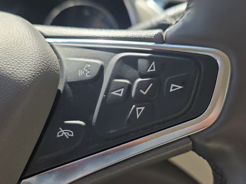Used 2024 Chevrolet Malibu LT FWD image 29