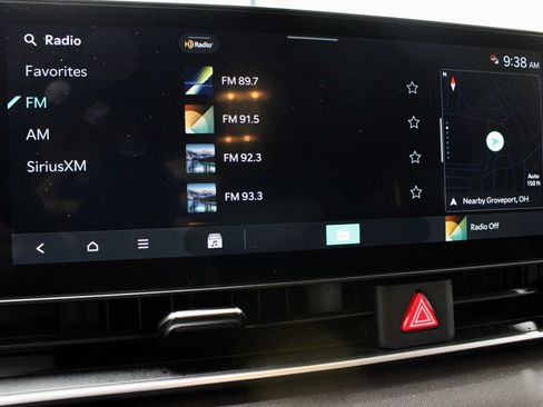 Used 2026 Kia Carnival EX FWD image 4