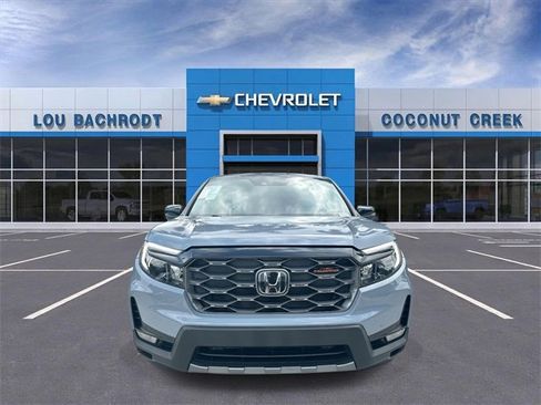 Used 2024 Honda Ridgeline TrailSport image 3