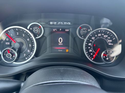 New 2026 RAM 1500 Big Horn AWD/4WD image 22