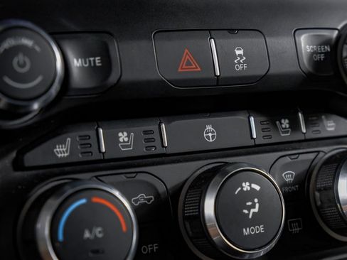 Used 2021 RAM 3500 Laramie image 24