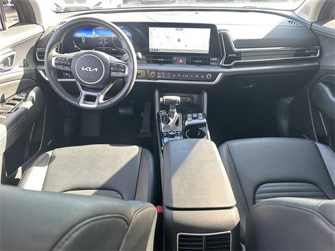 Certified 2025 Kia Sportage SX image 22