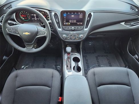 Certified 2024 Chevrolet Malibu RS image 25