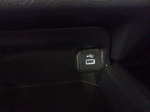 Certified 2025 Honda HR-V Sport image 25